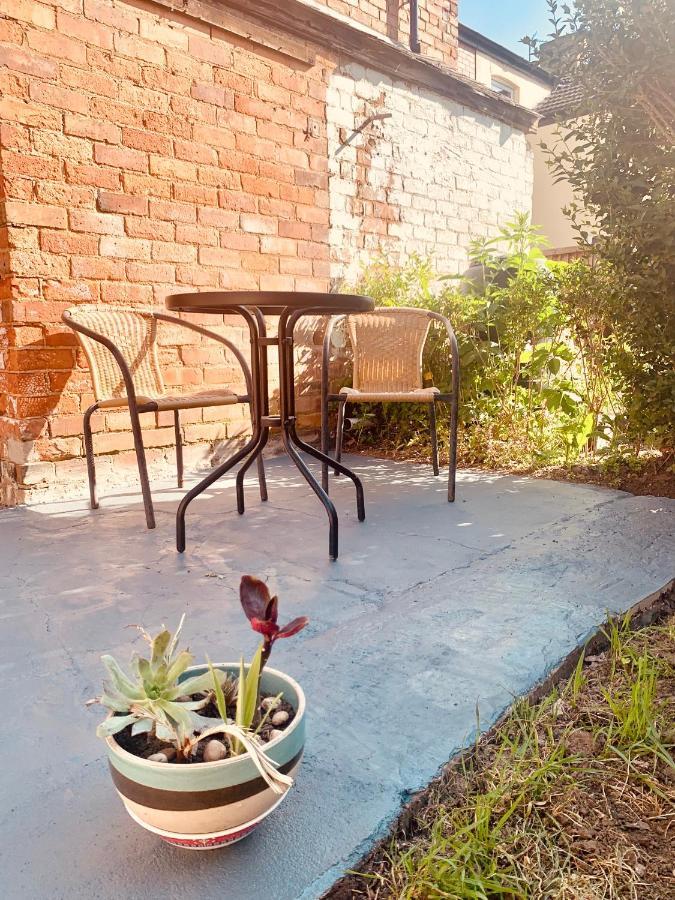 Traditional English House دربي المظهر الخارجي الصورة